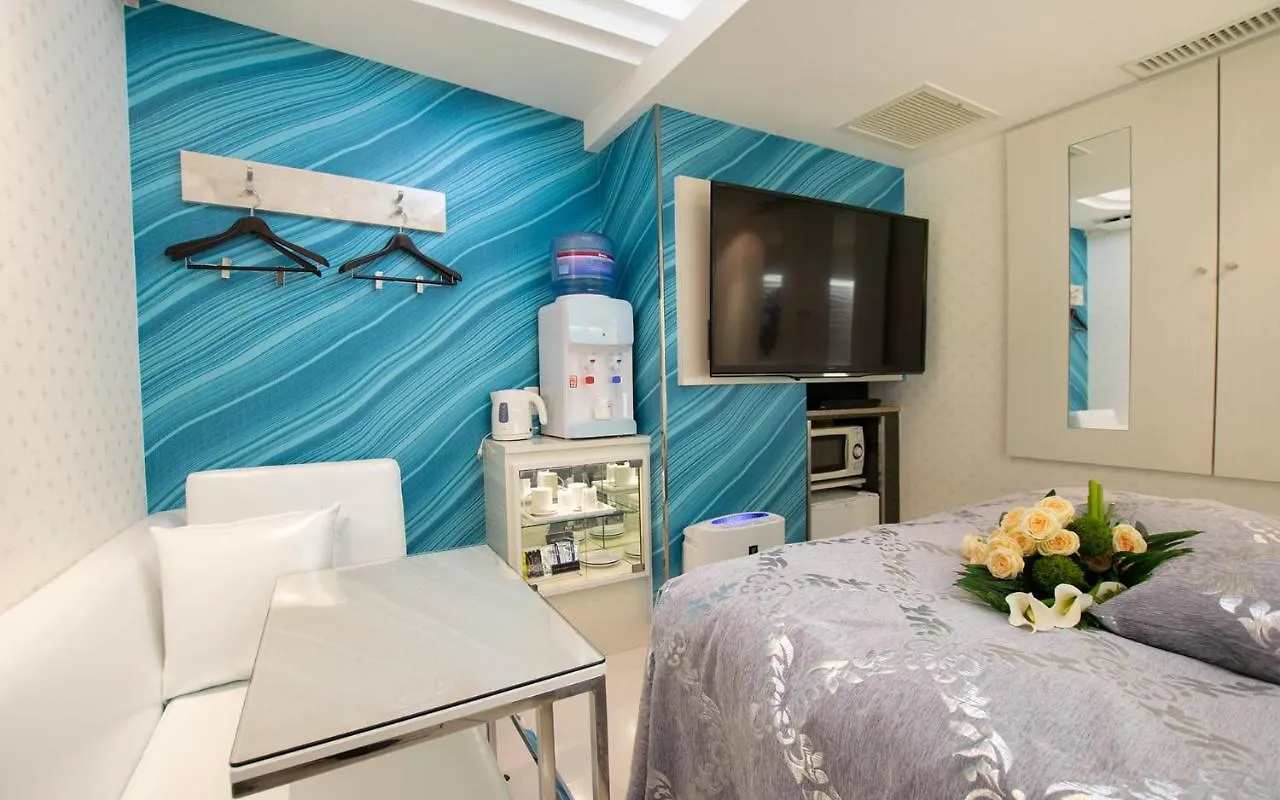 Love hotel All-Inn  Tokyo