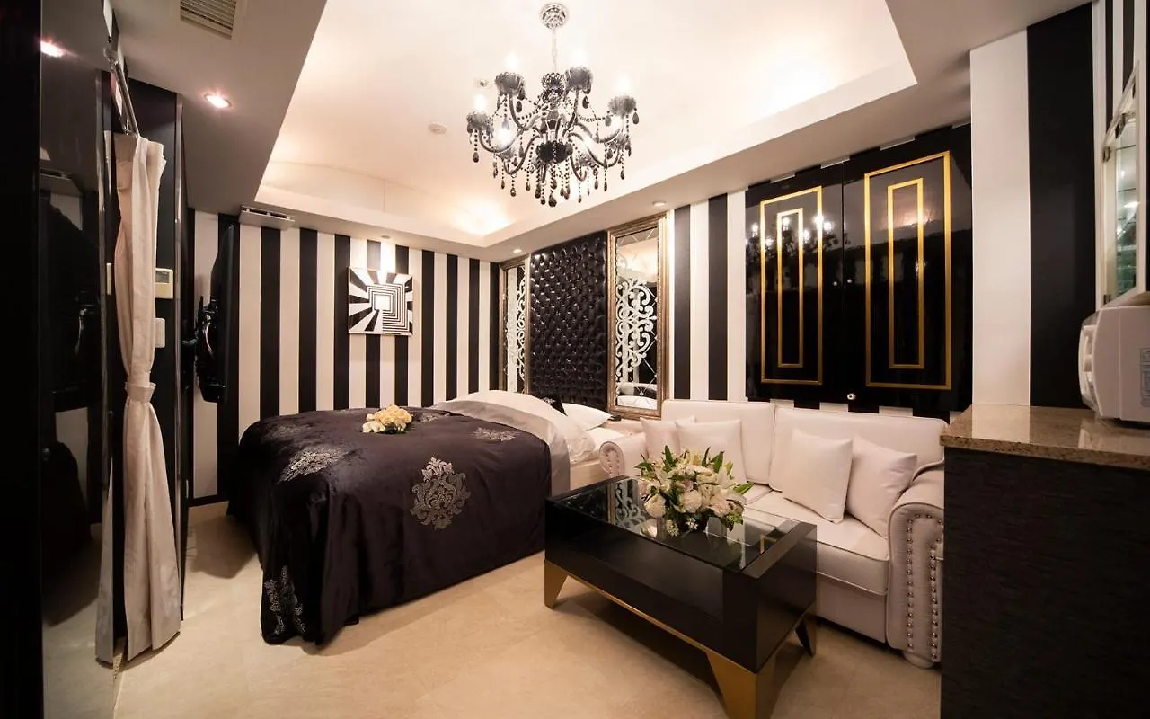 Love hotel All-Inn  Tokyo